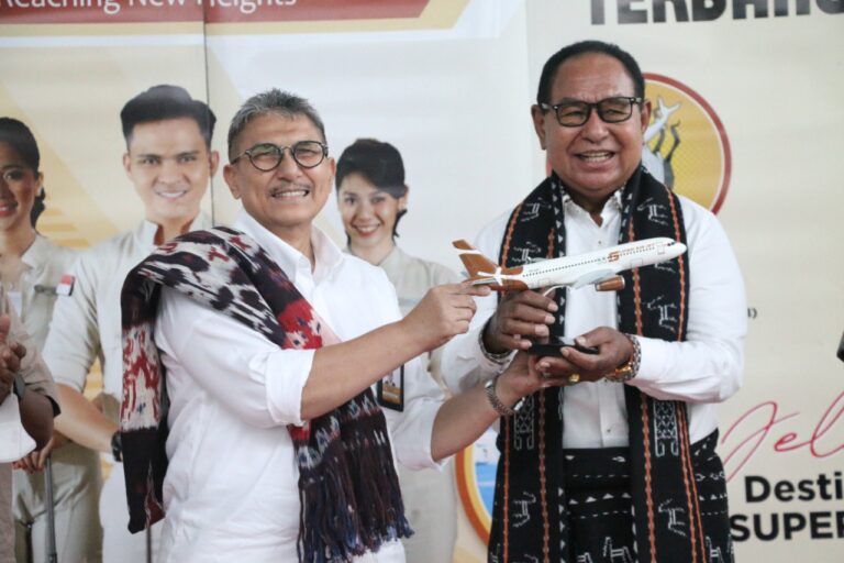 Super Air Jet Mendarat Perdana di Bandara Internasional El Tari Kupang NTT