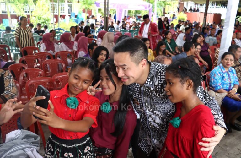 Hadiri HUT ke-46 SMPN 5 Kupang, Wali Kota Ingatkan Acara Syukuran Jangan Sekadar Gagah-gagahan