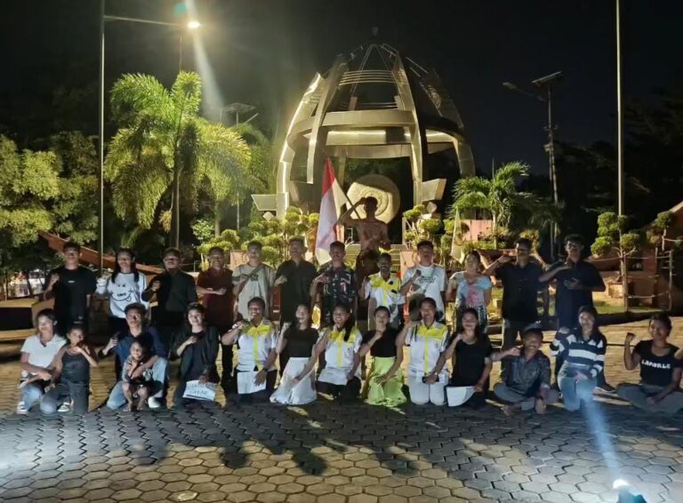 Malam Refleksi GMF dan Sejumlah Organda di Kota Kupang Sampaikan Aspirasi Lewat Teater Kebangsaan