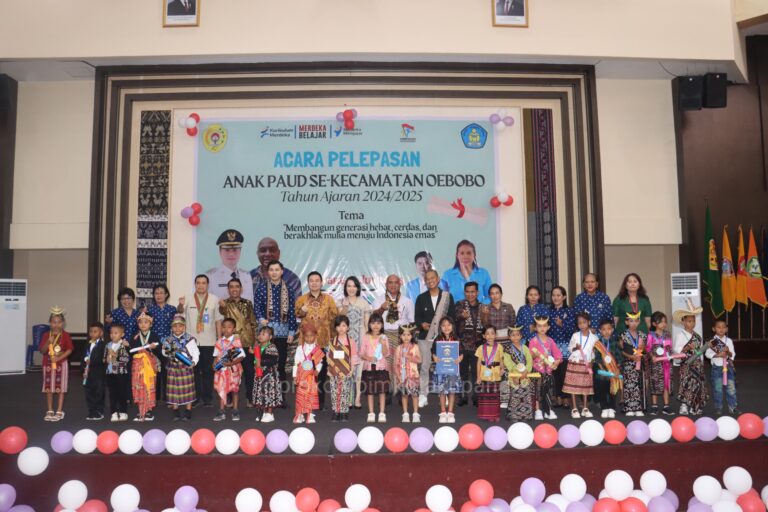 Wali Kota Kupang Hadiri Pelepasan 563 Anak PAUD se-Kecamatan Oebobo
