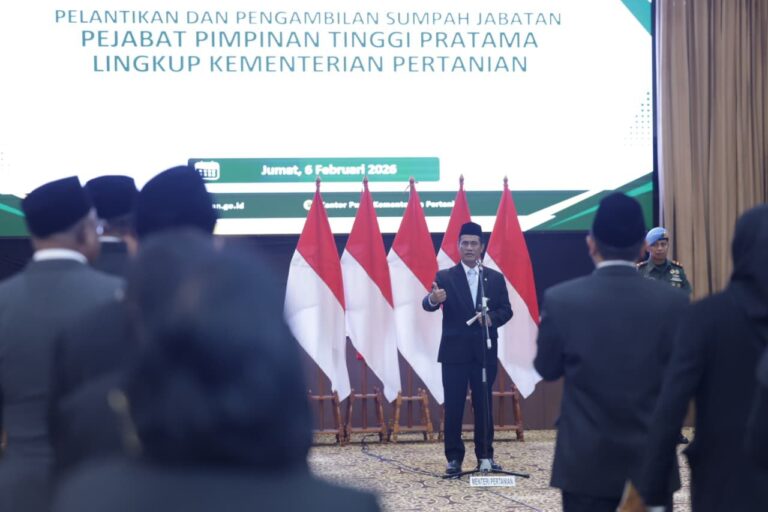 Mentan Amran Lantik 55 Pejabat, Tegaskan Meritokrasi dan Akselerasi Produksi Menuju Ekspor