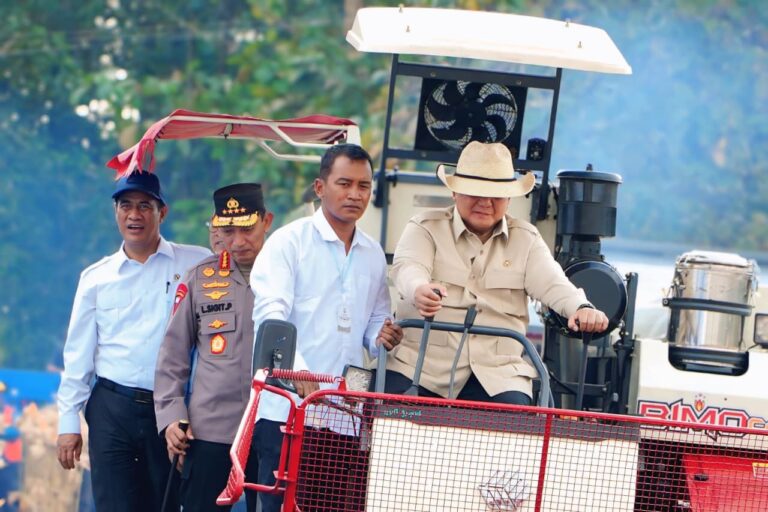 Presiden: Terima Kasih Mentan Andi Amran Sulaiman, Swasembada dalam Satu Tahun