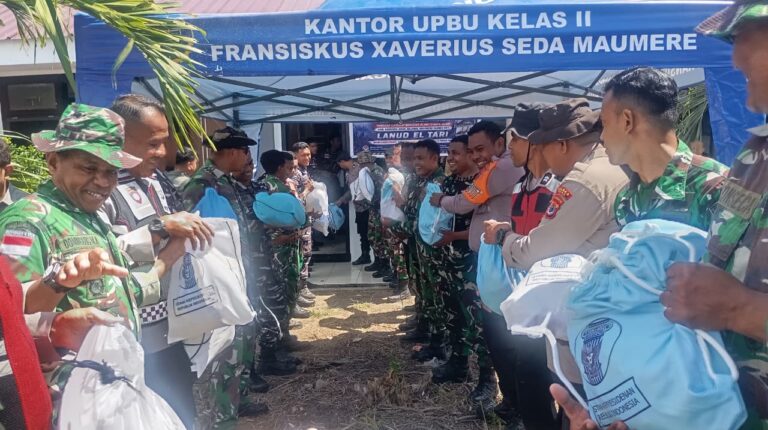 Bantuan Logistik Presiden Tiba di Maumere, 1.725 Paket Sembako Disiapkan untuk Masyarakat Terdampak Bencana